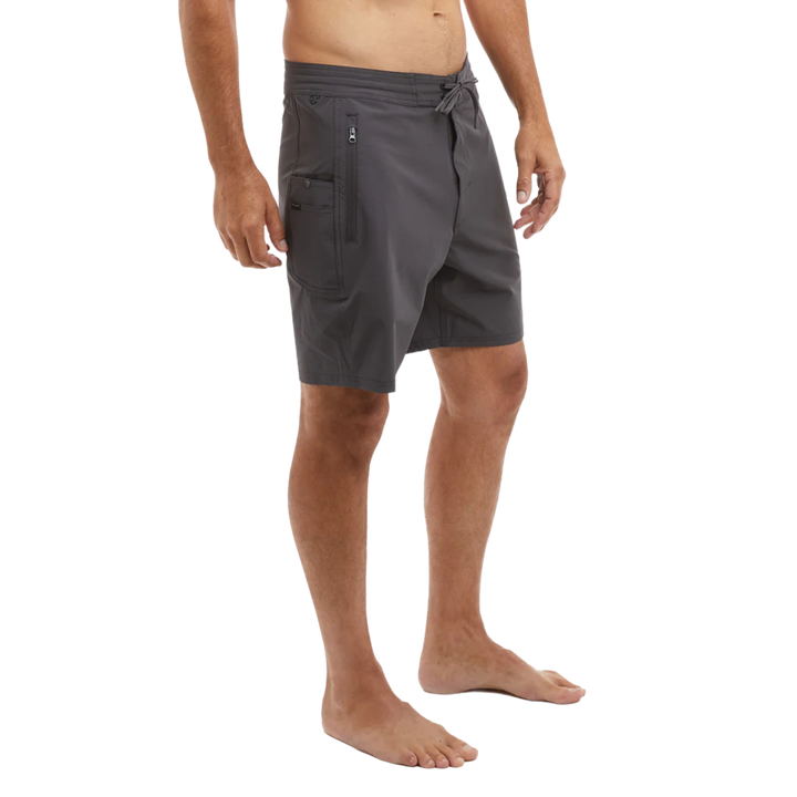 PELAGIC LEADERMAN 18" SHORT