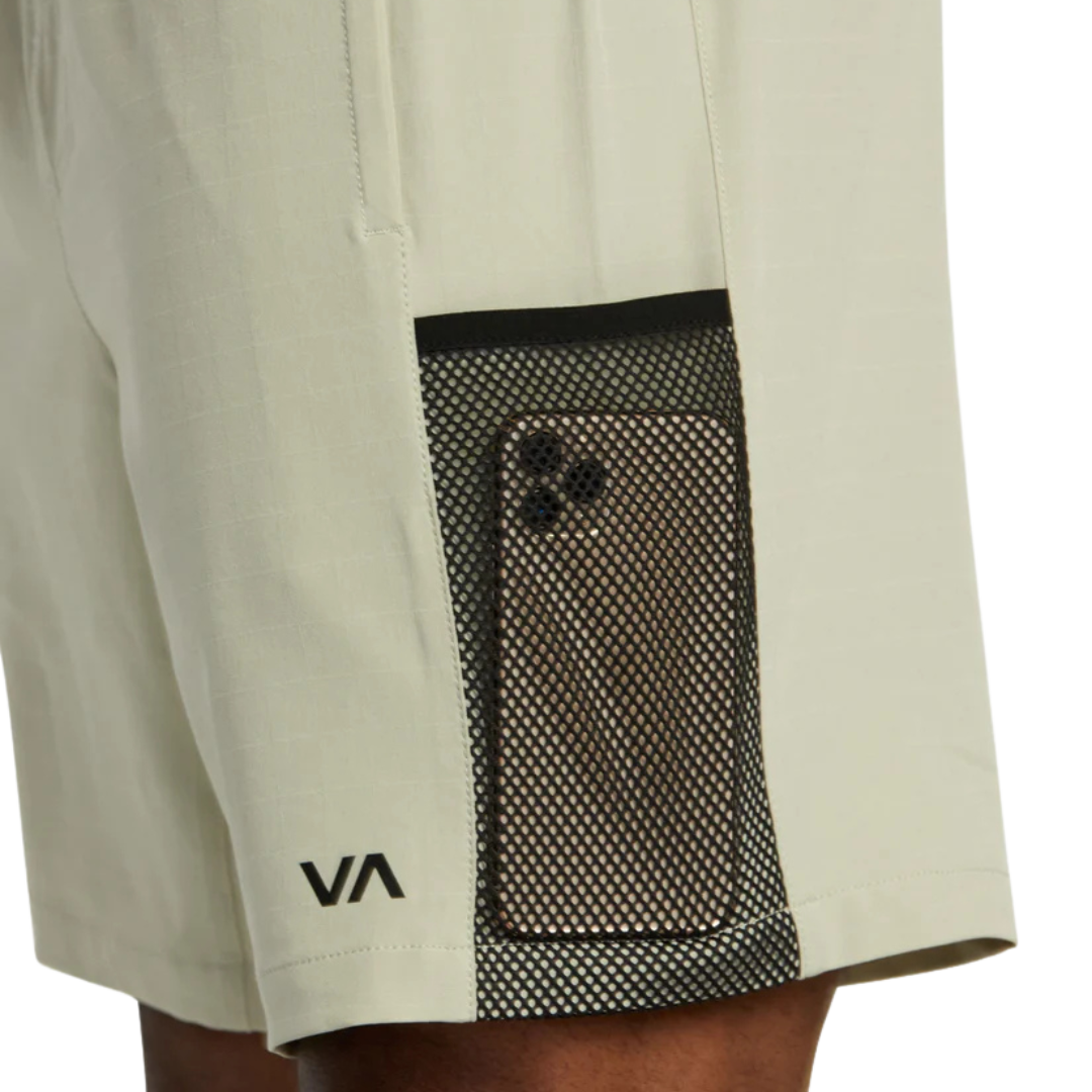 RVCA X OVER SHORT