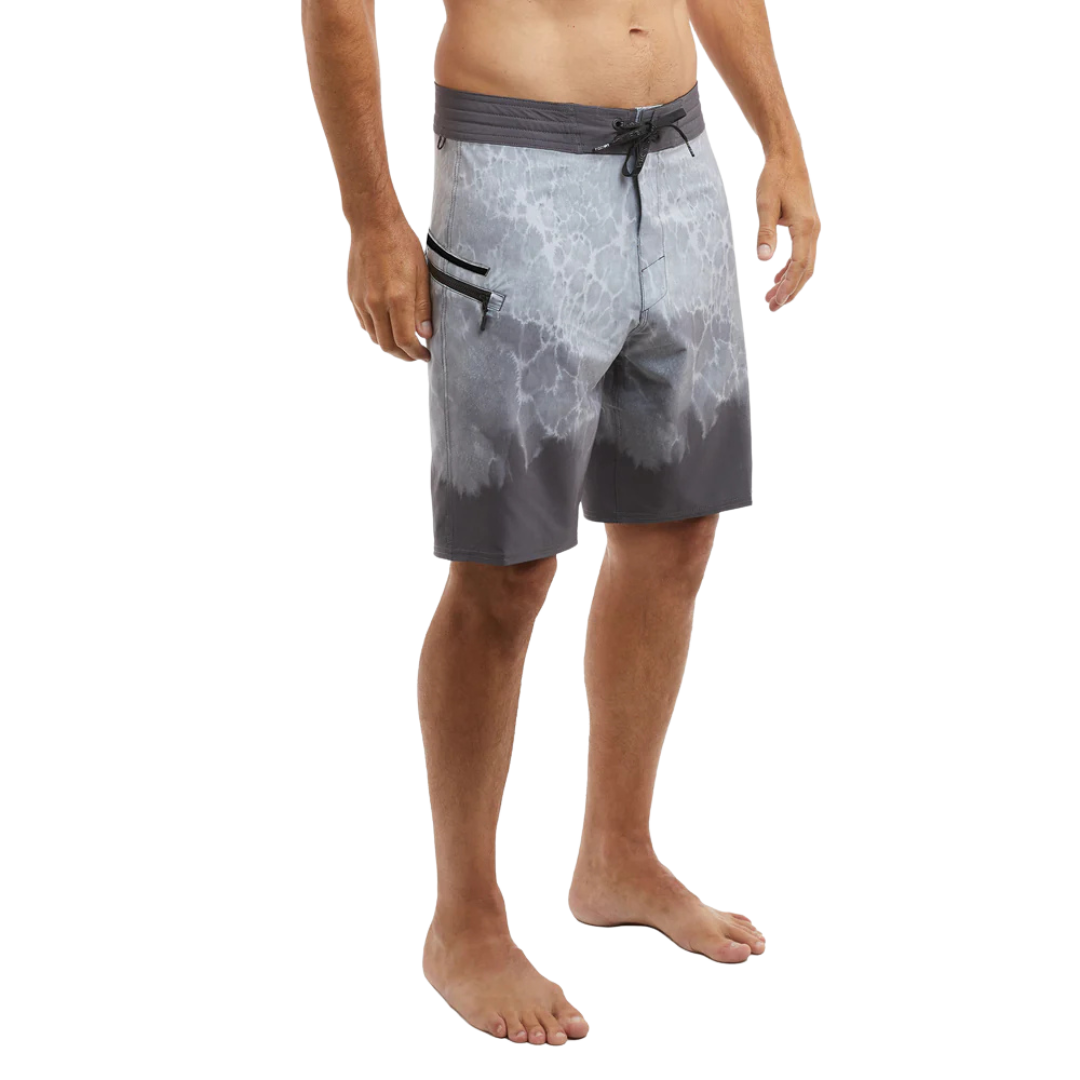 PELAGIC STRIKE 19" BOARDSHORT