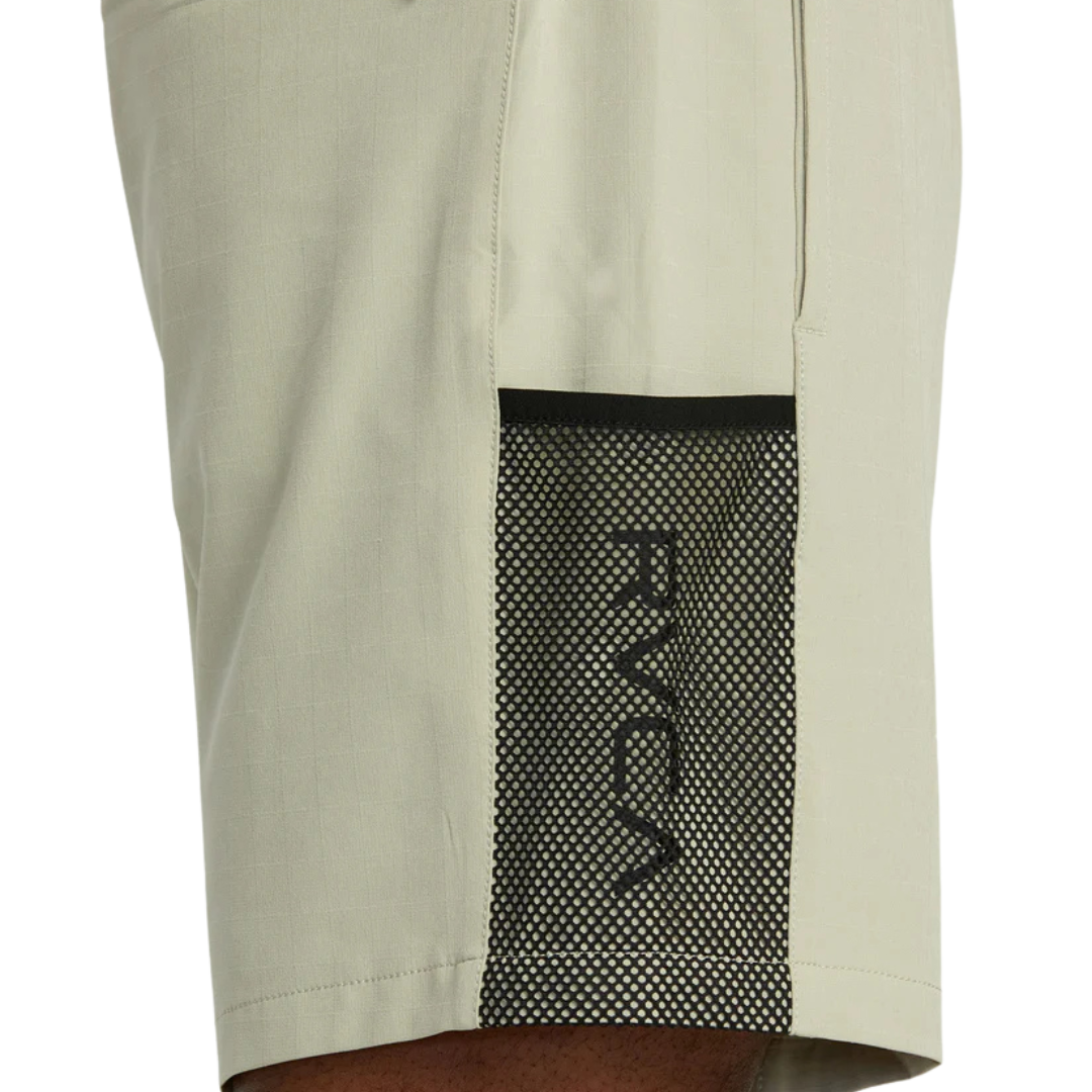 RVCA X OVER SHORT