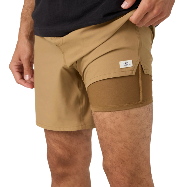O'NEILL PERFORM LIGHT LINED ELASTIC WAIST 17" SHORT