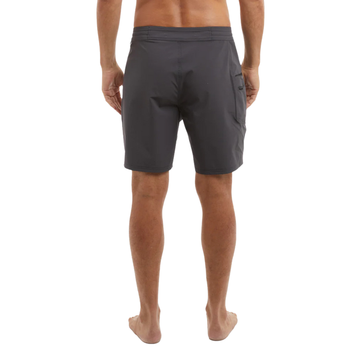 PELAGIC LEADERMAN 18" SHORT