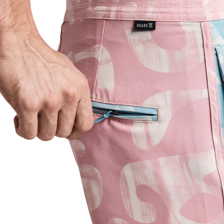 ROARK CHILLER 17" BATIK BOARDSHORT