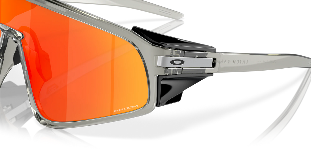 OAKLEY LATCH PANEL