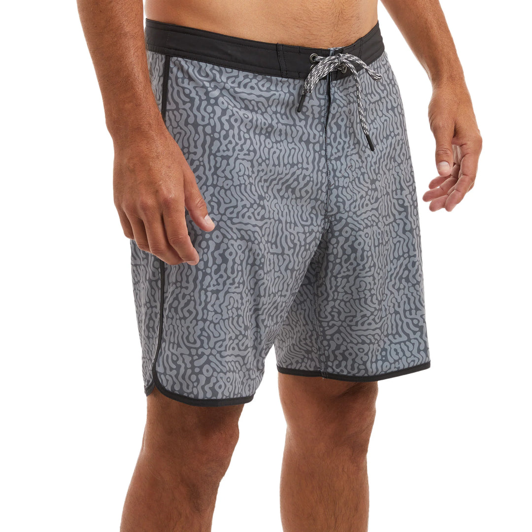 PELAGIC: HIGH SPOT 18" BOARDSHORT