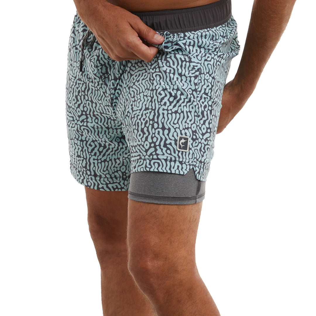 PELAGIC: LEIDAY ELASTIC LINED 17" SHORTS