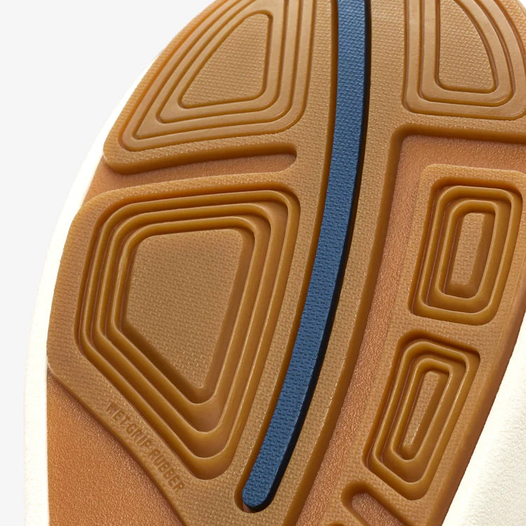 OLUKAI MOKU SLIP ON