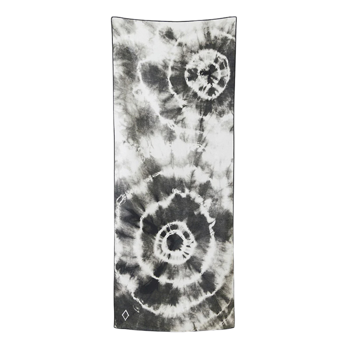 NOMADIX ORIGINAL TOWEL - TIE DYE BLACK & WHITE
