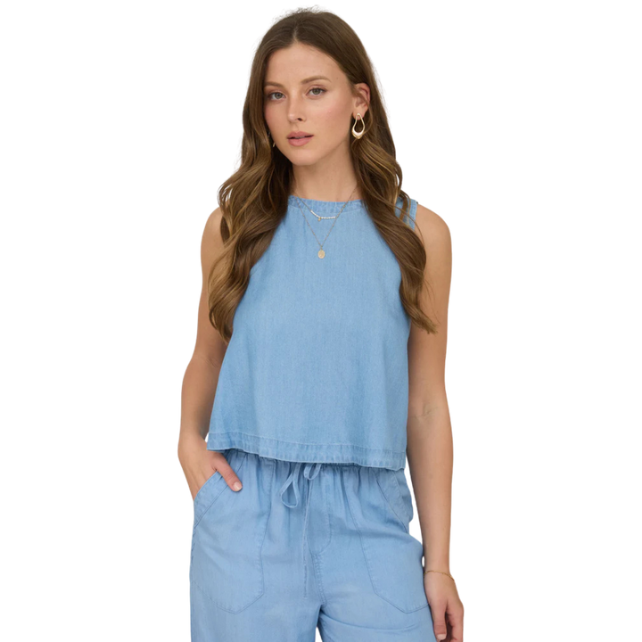 BLU PEPPER BACK BUTTON TOP
