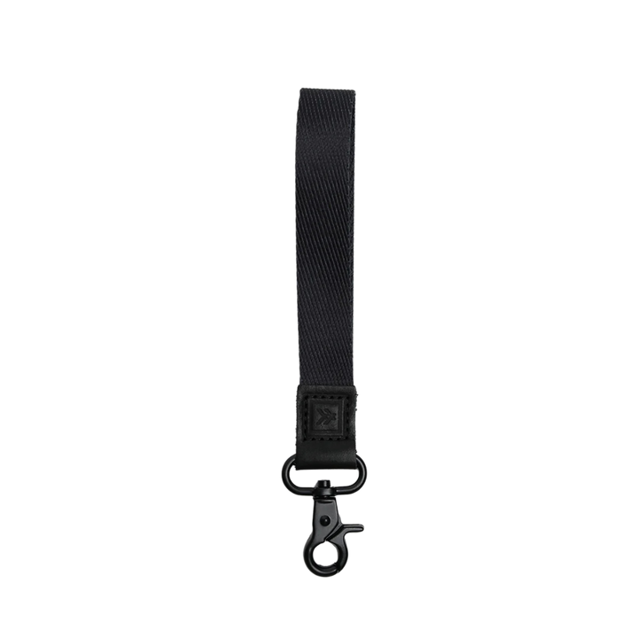 THREAD WRIST LANYARD - BLACK