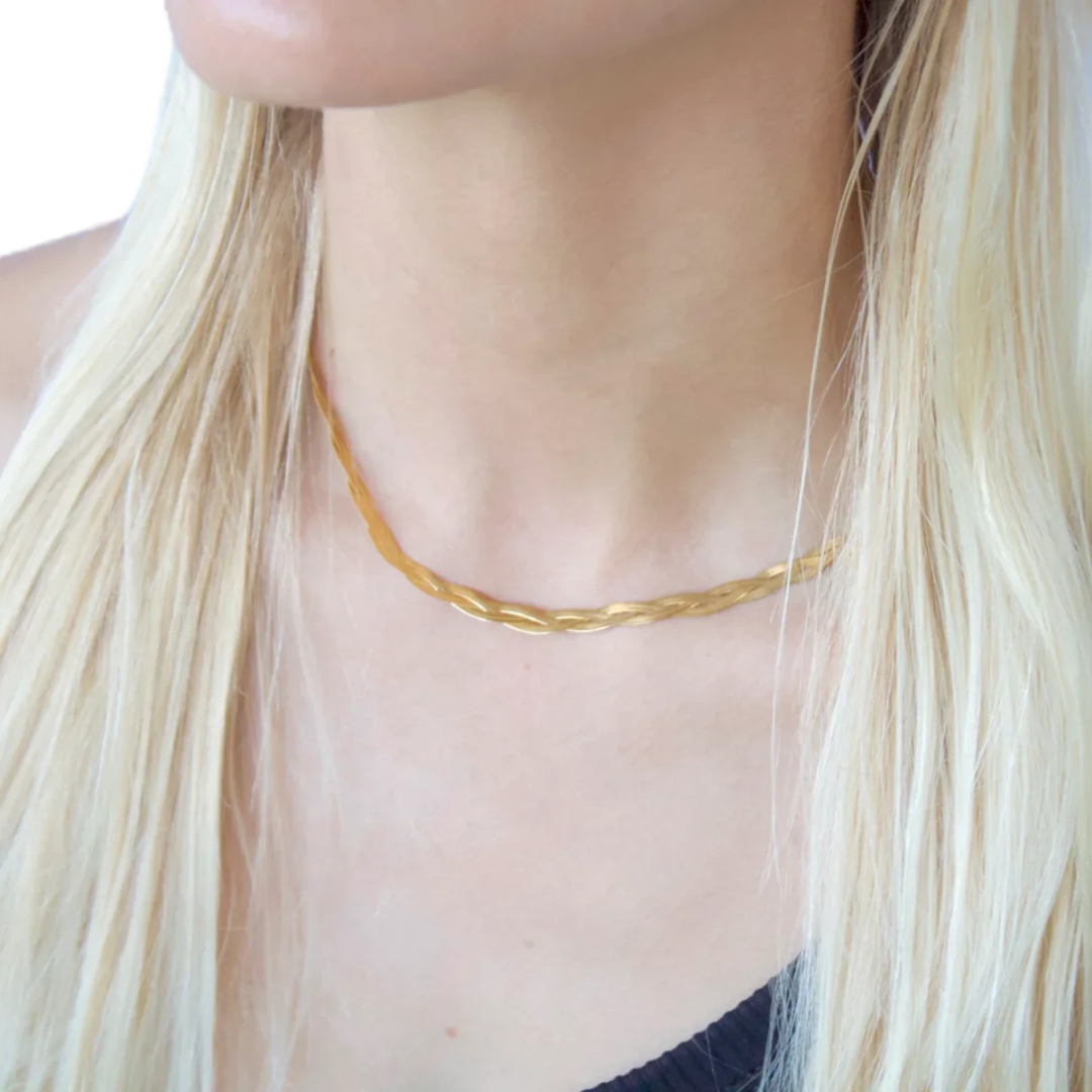 SALTY CALI BRAID NECKLACE