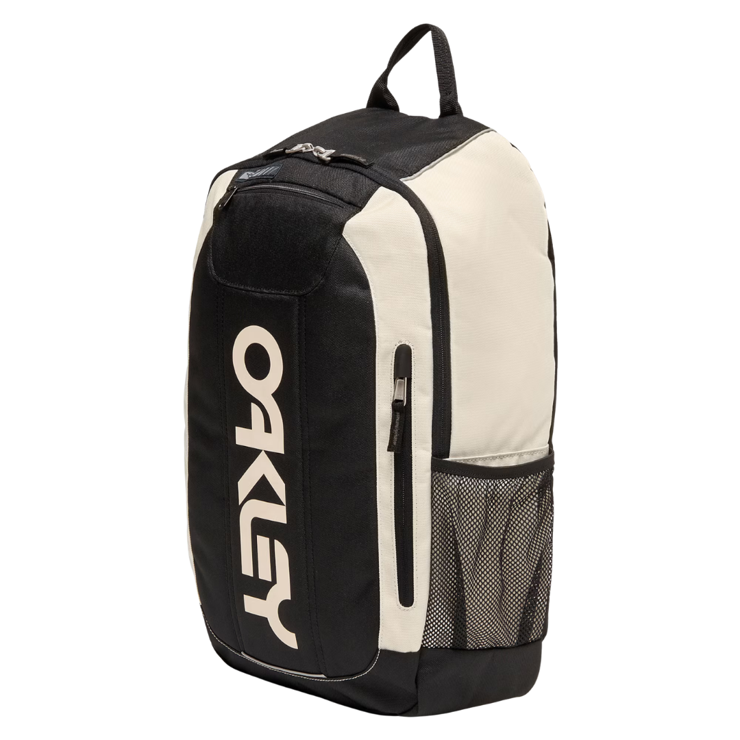 OAKLEY ENDURO 2OL 3.0 BACKPACK