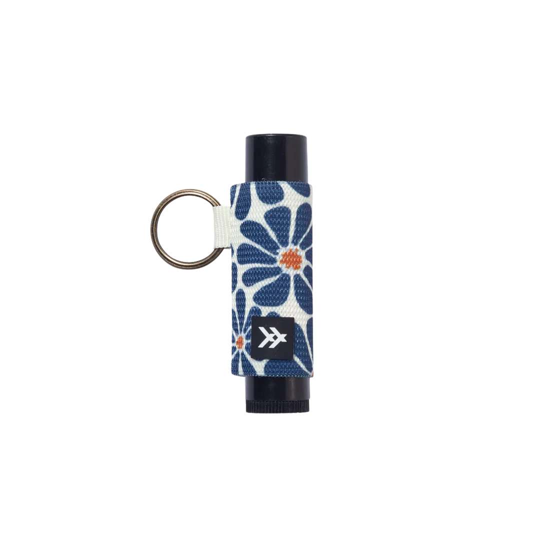 THREAD EMMELINE CHAPSTICK HOLDER