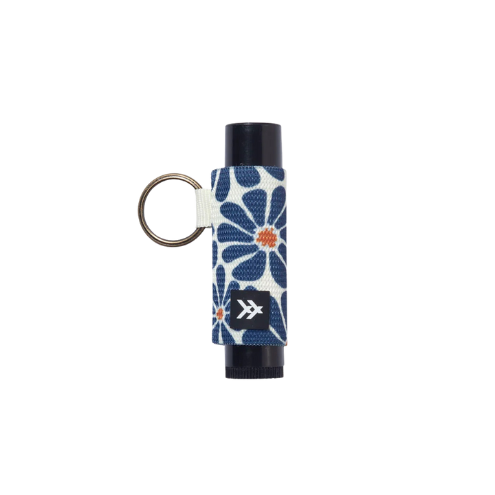 THREAD EMMELINE CHAPSTICK HOLDER
