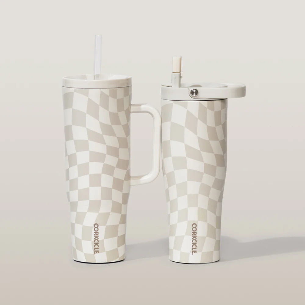 CORKCICLE GO CUP XL - 30OZ WAVY CHECKERBOARD