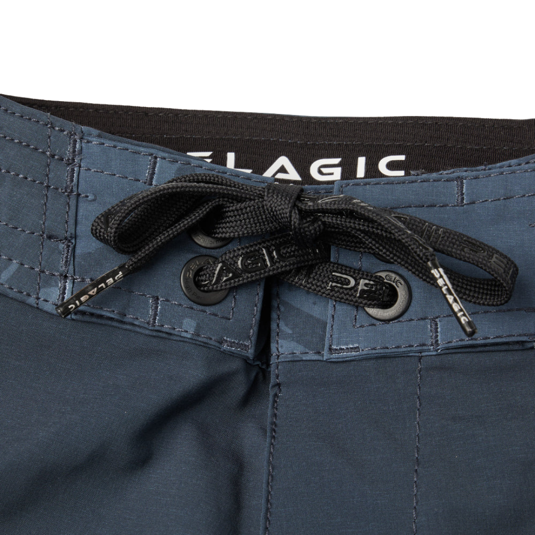 PELAGIC STRIKE YOUTH BOARDSHORT