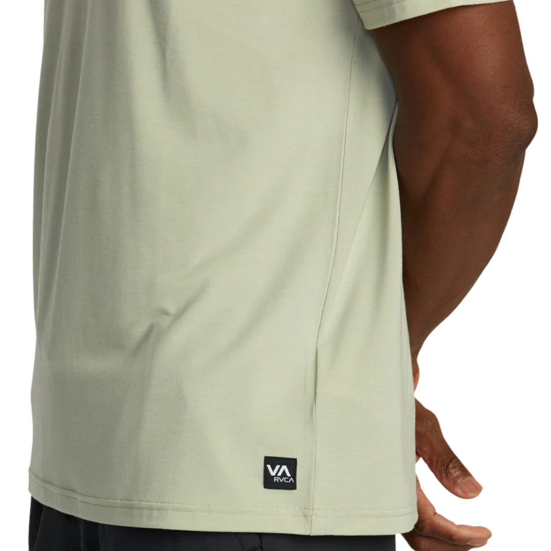 RVCA VA SPORT BALANCE TECHNICAL TRAINING T-SHIRT