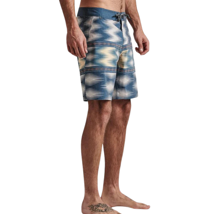 ROARK PASSAGE TREMORS 19” BOARDSHORT