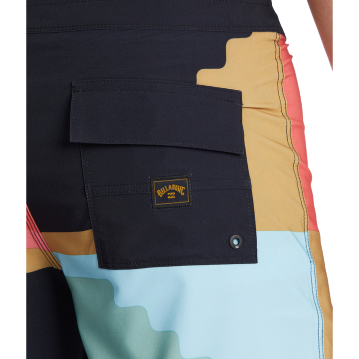 BILLABONG SUNDAYS PRO BOARDSHORT