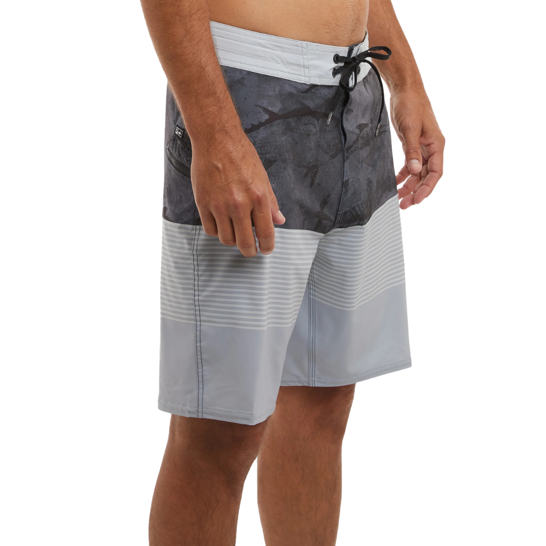 PELAGIC: STRIKE 19" BOARDSHORT