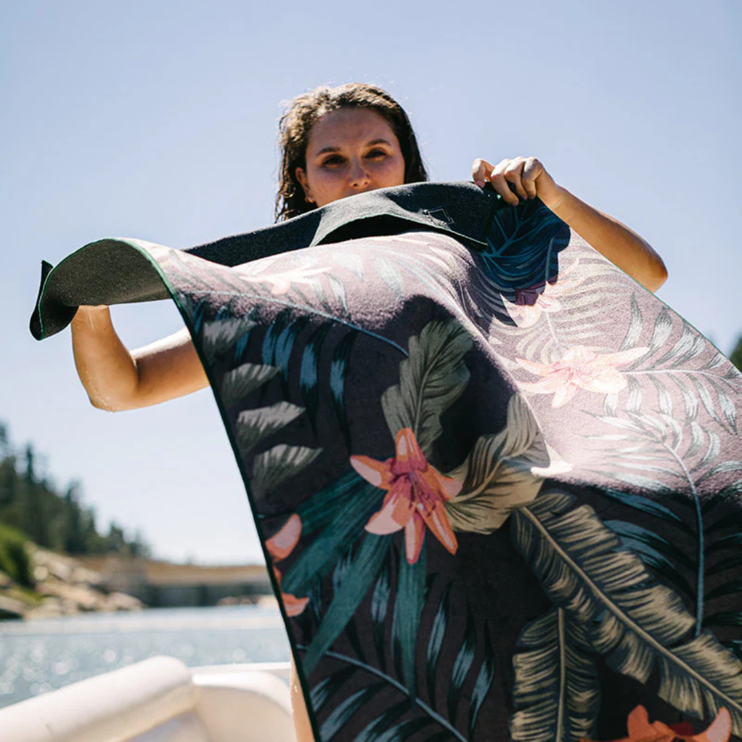 NOMADIX ORIGINAL TOWEL - PALMS NIGHT