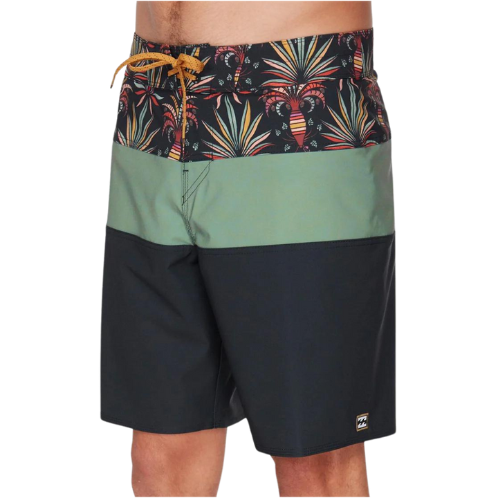 BILLABONG TRIBONG PRO BOARDSHORT