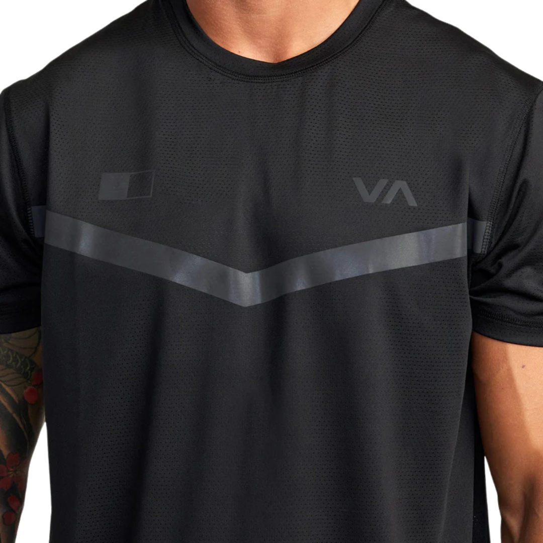 RVCA RUNNER TECHNICAL SS TOP