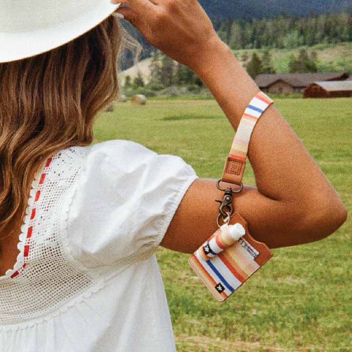 THREAD RENAE PEACH WRIST LANYARD