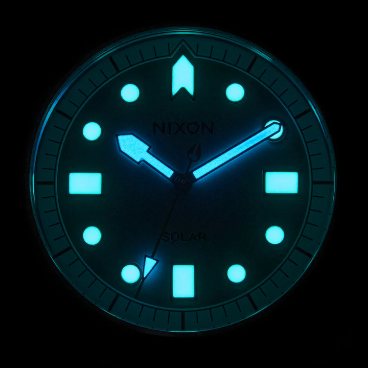 NIXON STINGER 44 WATCH