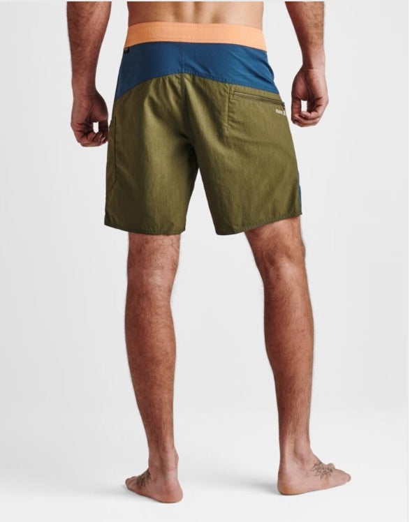 ROARK BOATMAN 17” BOARDSHORT