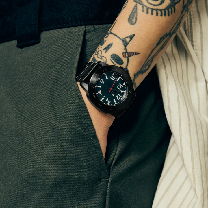 NIXON SMYTH 44 BLACK