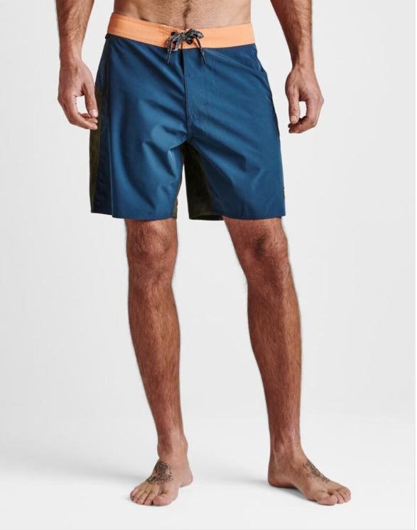 ROARK BOATMAN 17” BOARDSHORT