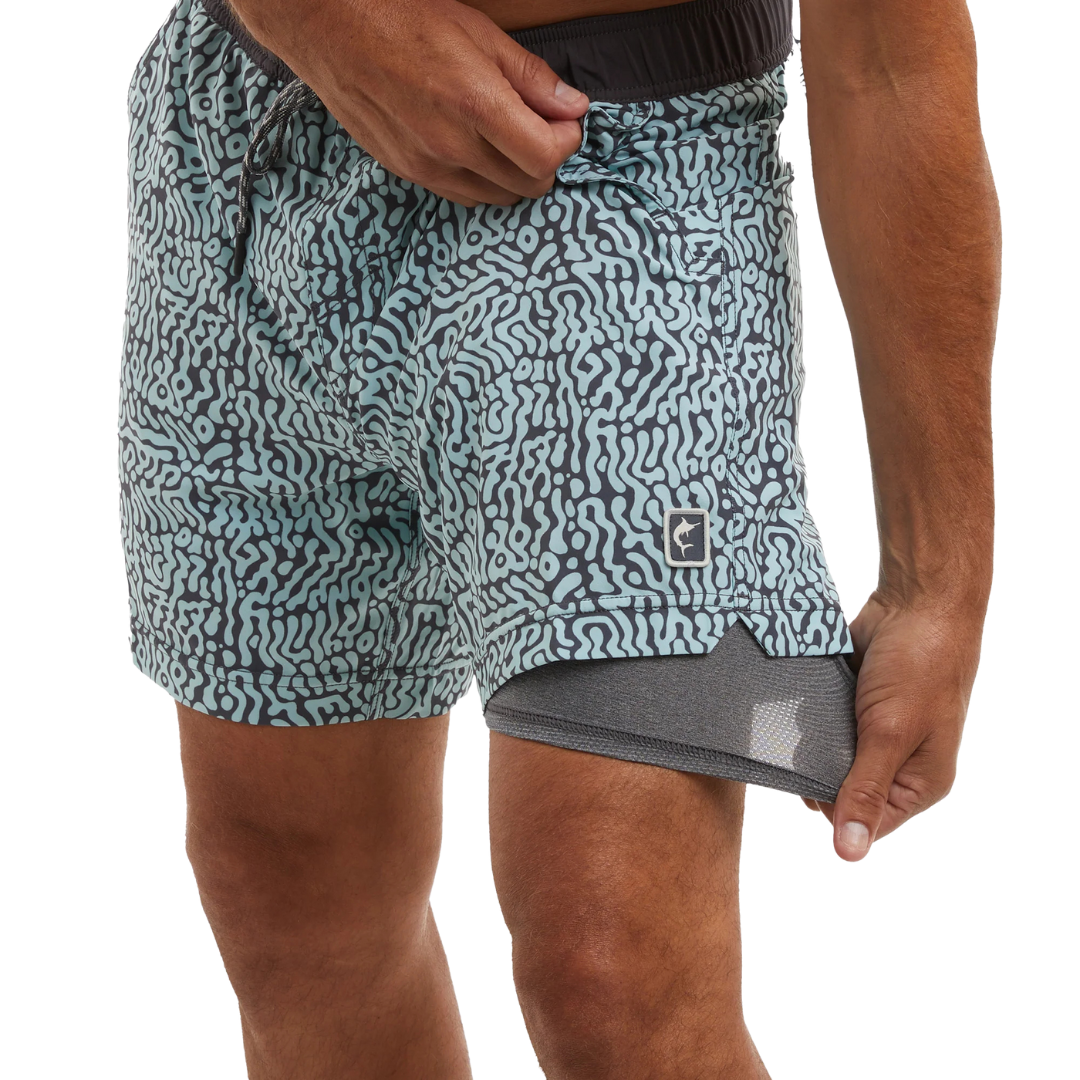 PELAGIC: LEIDAY ELASTIC LINED 17" SHORTS