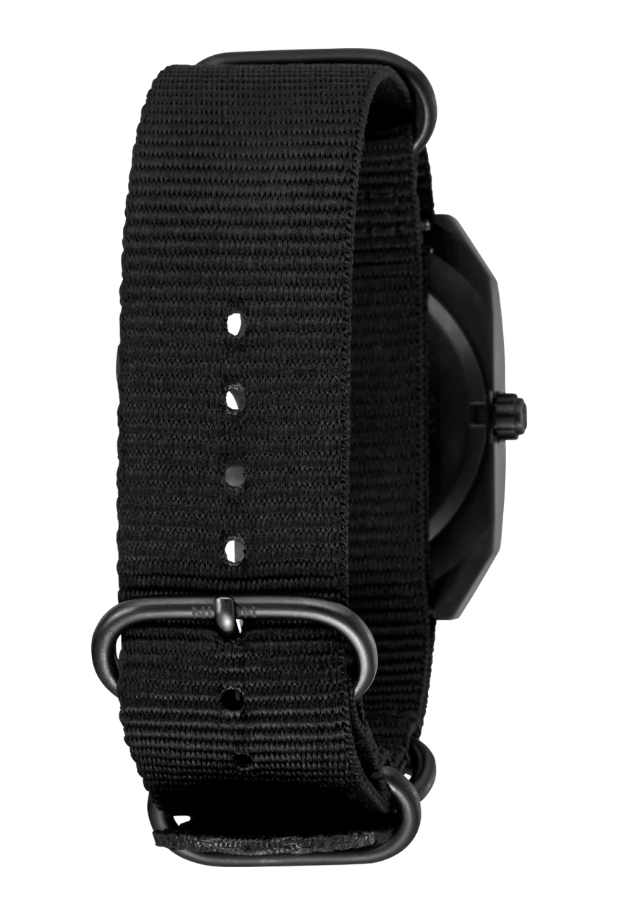 NIXON SCOUT