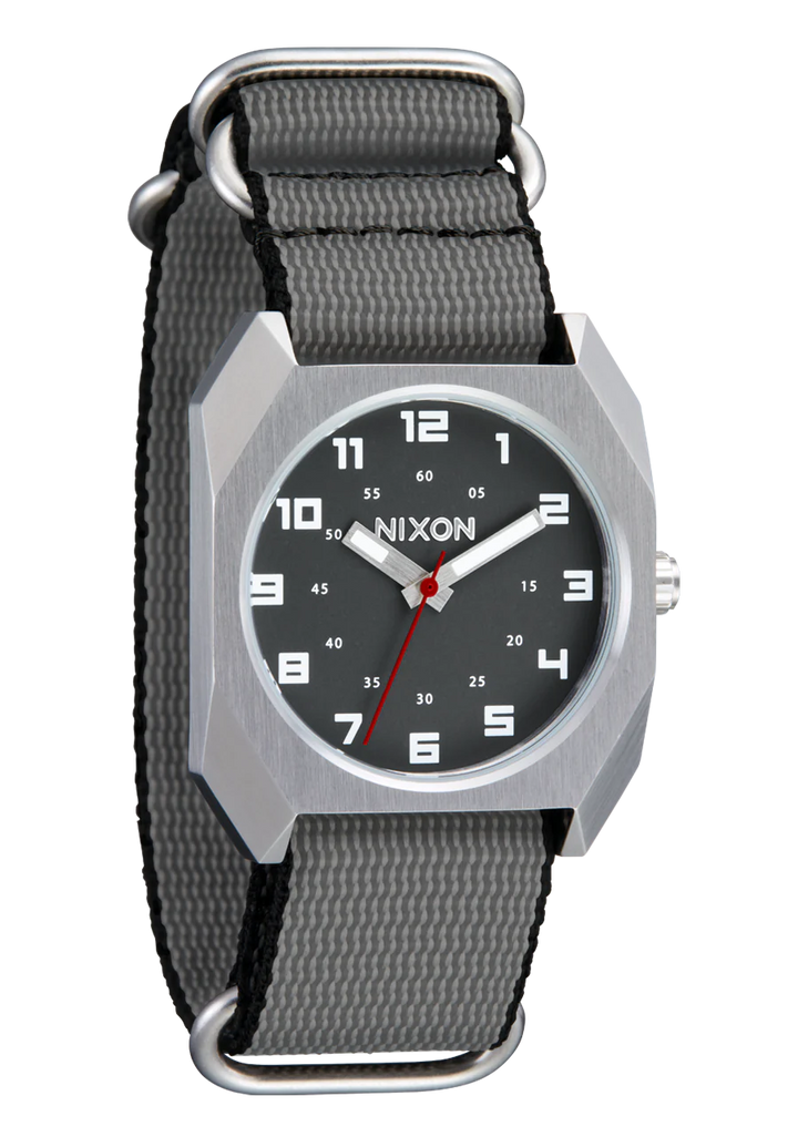 NIXON SCOUT