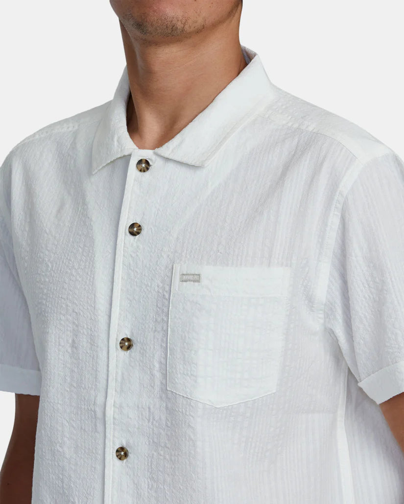 RVCA VACANCY SHORT SLEEVE WOVEN SHIRT