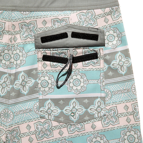 ROARK PASSAGE DARNA BOARDSHORT