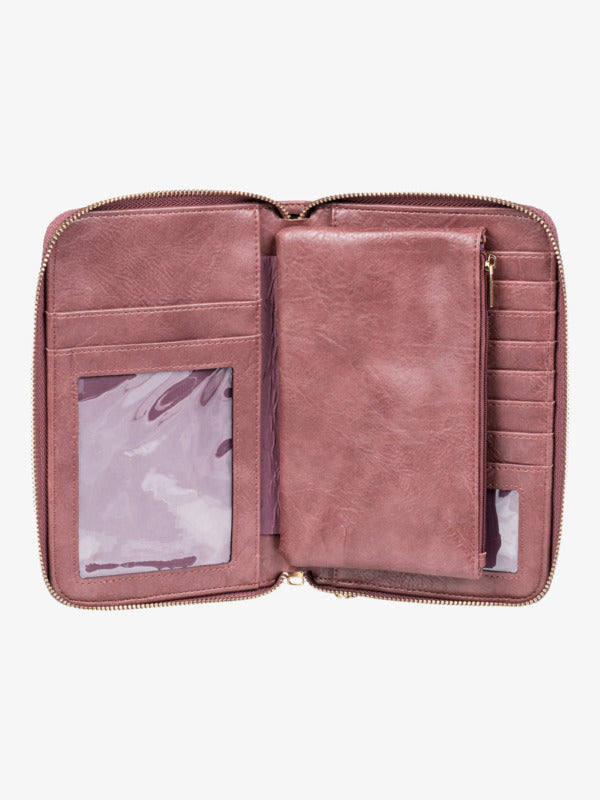 ROXY MAGIC HAPPENS WALLET