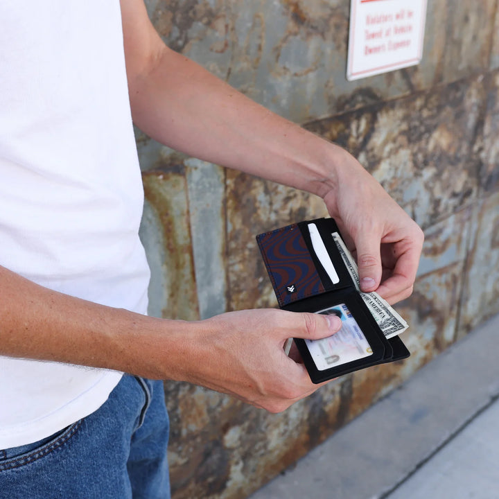 THREAD BIFOLD CASH WALLET
